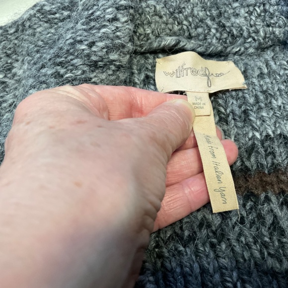 Chunky Wool/Alpaca Blend Toggle Front Cardigan by Wilfred Free size M - Picture 7 of 8